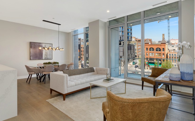 ch_Three-Sixty-West-Residence-B-Living.jpg