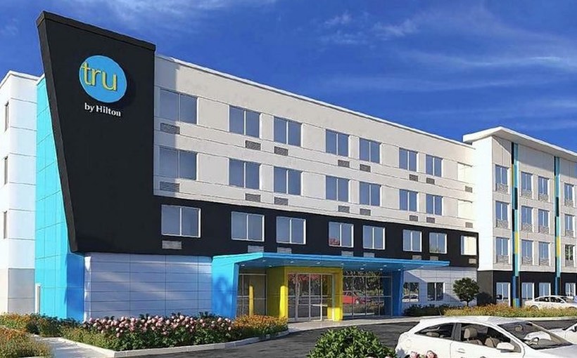 ch_Tru-by-Hilton-Elk-Grove-Village-rendering.jpg