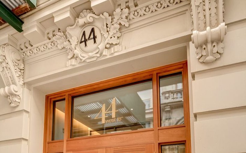 ny_44-W-18th-St-entrance.jpg