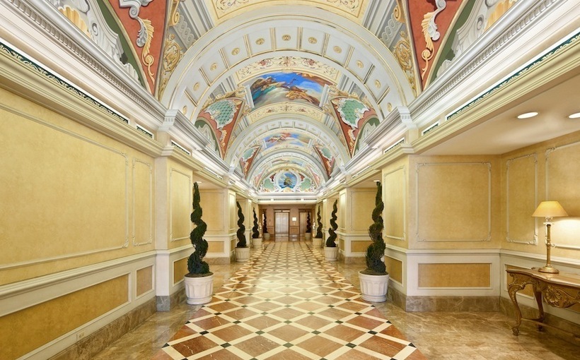 ny_Ocean-at-One-West-Street-interior.jpg