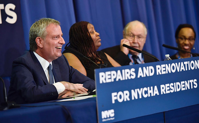 ny_de-Blasio-NYCHA-announcement-June-2018.jpg