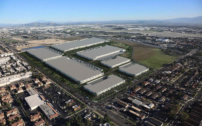 E-commerce Demand Prompts Warehouse and Distribution Near Freeways