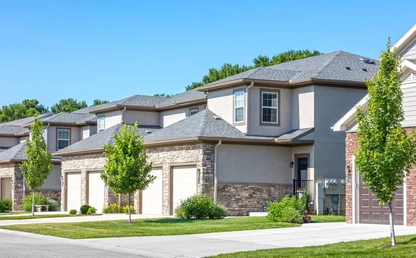 Chicago Prairie Pines Townhomes Shawnee KS