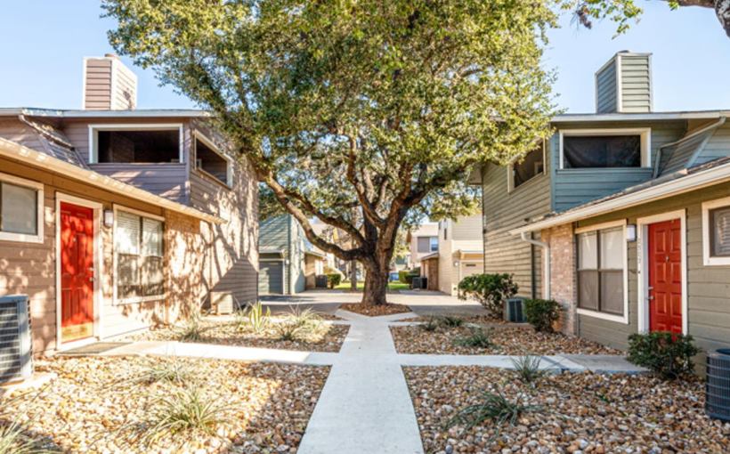 SA Oakdell Way Townhomes