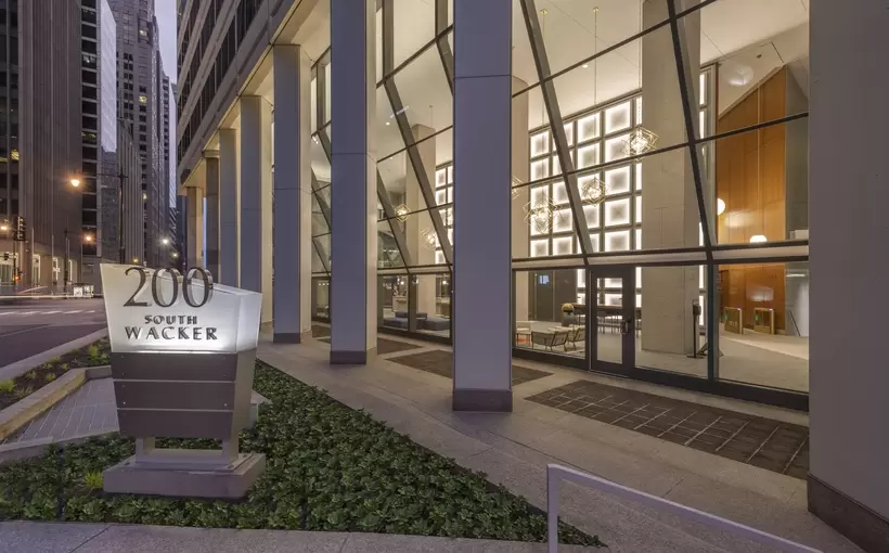 Chicago 200 S. Wacker renovation Wright Heerema Architects