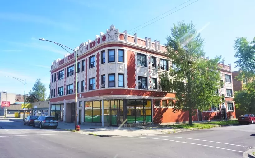 Chicago 7959 S. Ashland Chicago