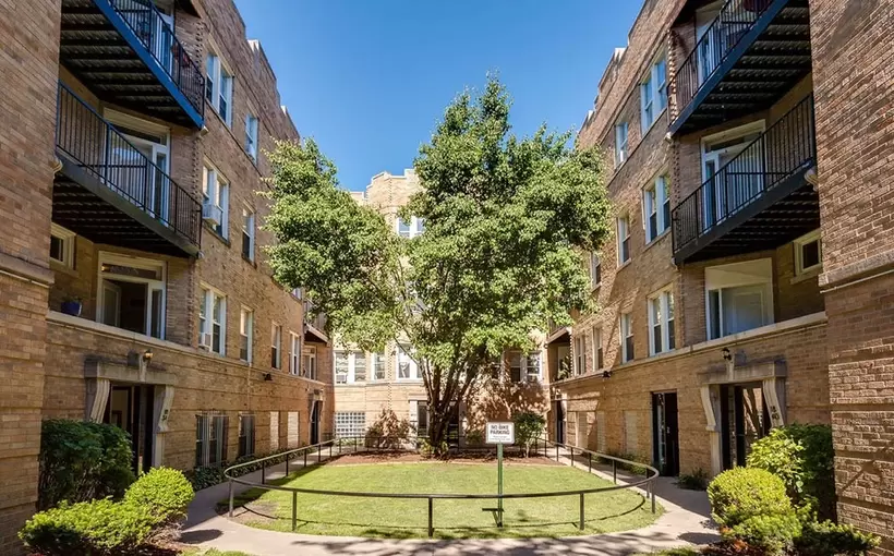 Chicago LogabSquare apartment building American Street Capital