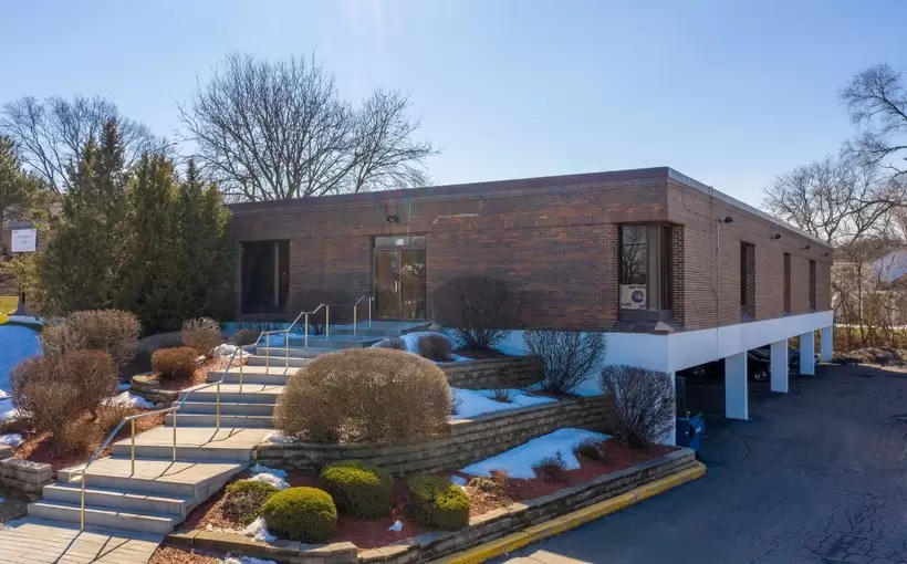 Chicago The Woodland Building Bolingbrook IL