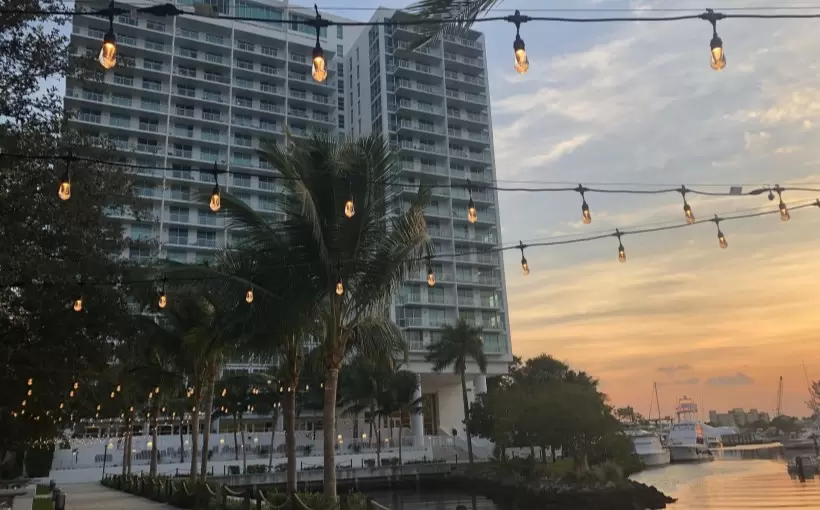 Connect-Pier19-FLA
