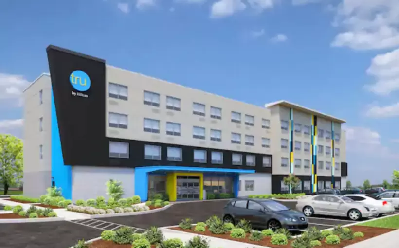 Tru by Hilton Dallas