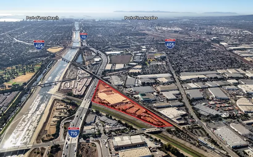 2850 E. Del Amo