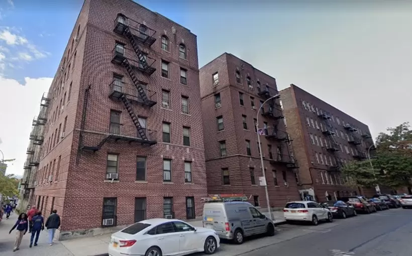 New York 3405 Kossuth Ave. Bronx