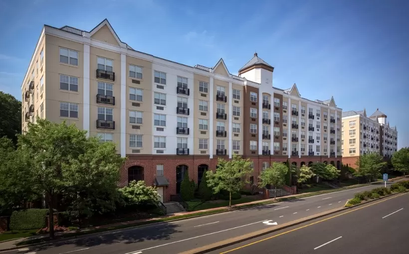 New York Fairfield Metro Glen Cove