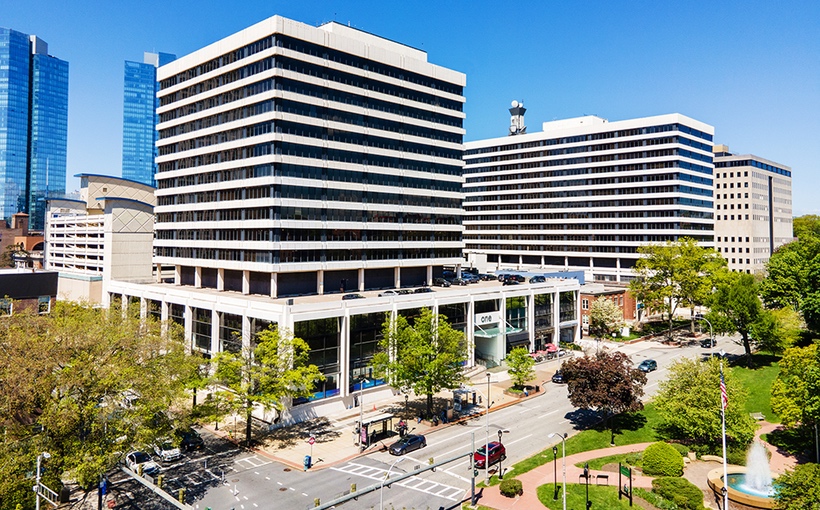 New York White Plains Plaza Newmark