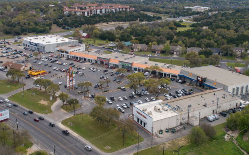 Oak-Hill-Plaza
