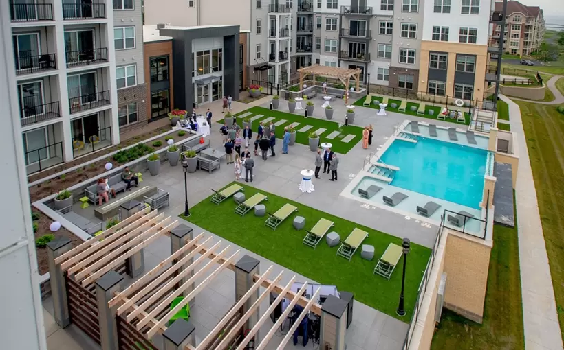 42 Hundred on the Lake apartments Courtyard and Pool Overview St. Francis WI