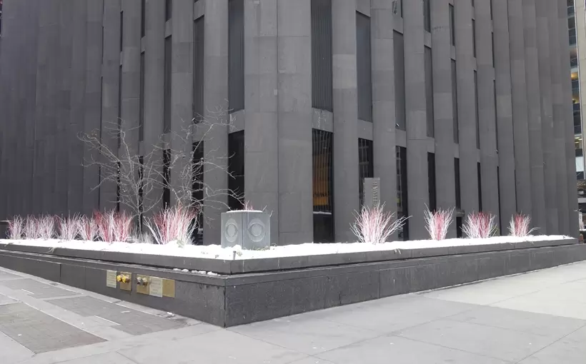 New York 51 West 52nd Street street level photo Tdorante 10