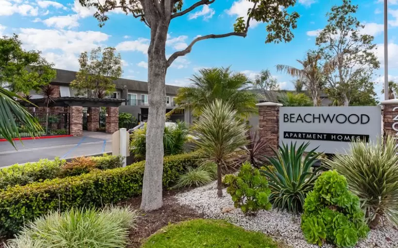 Beachwood Apartments: 2970 W. Orange Ave. in Anaheim