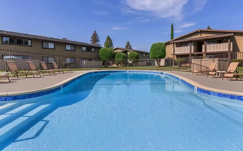 Saddleback Ranch Apartments