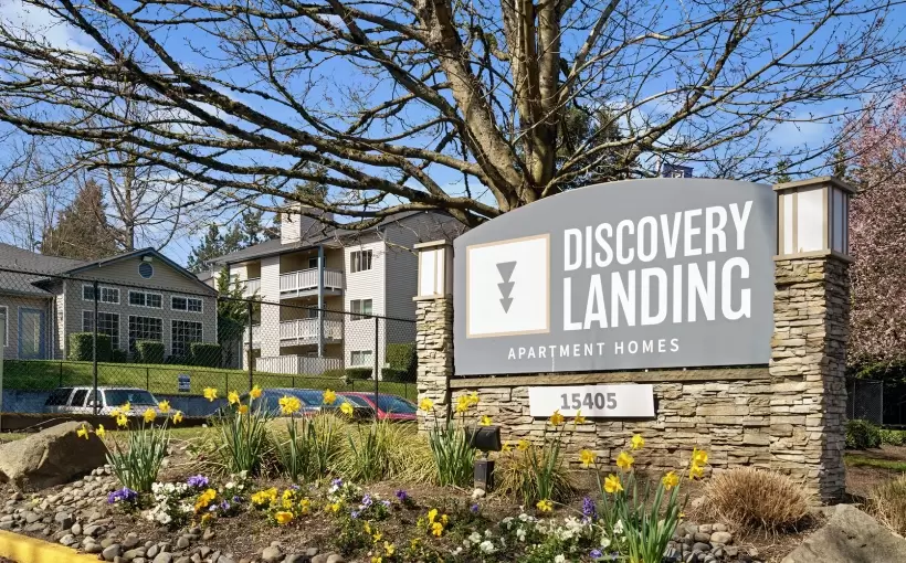 Discovery Landing