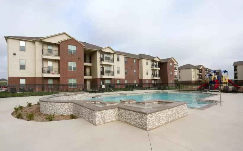 Ridgewood Apartments