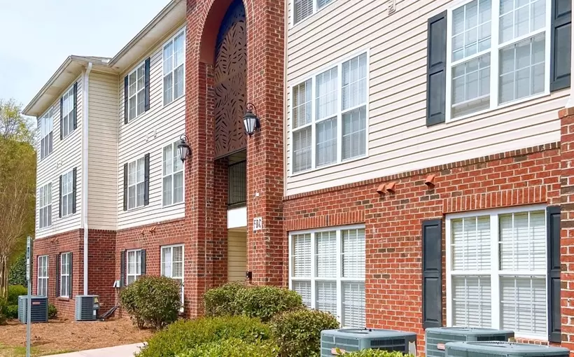 Crescent Commons apartments Fayetteville NC Trion Properties