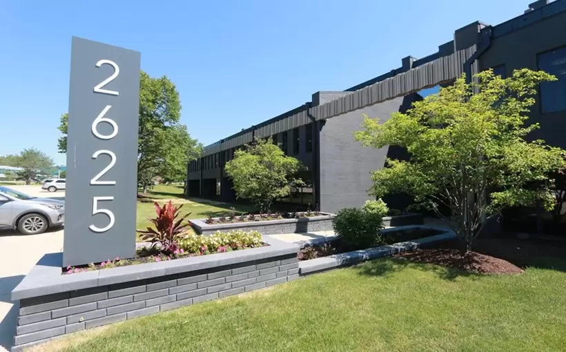 2625-Butterfield-Rd-Oak-Brook-IL Clear Height Properties office building