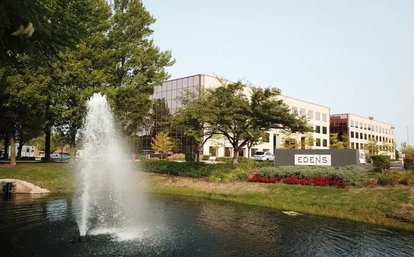 Edens Corporate Center Northbrook IL