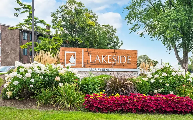 Lakeside Apartments Wheaton IL