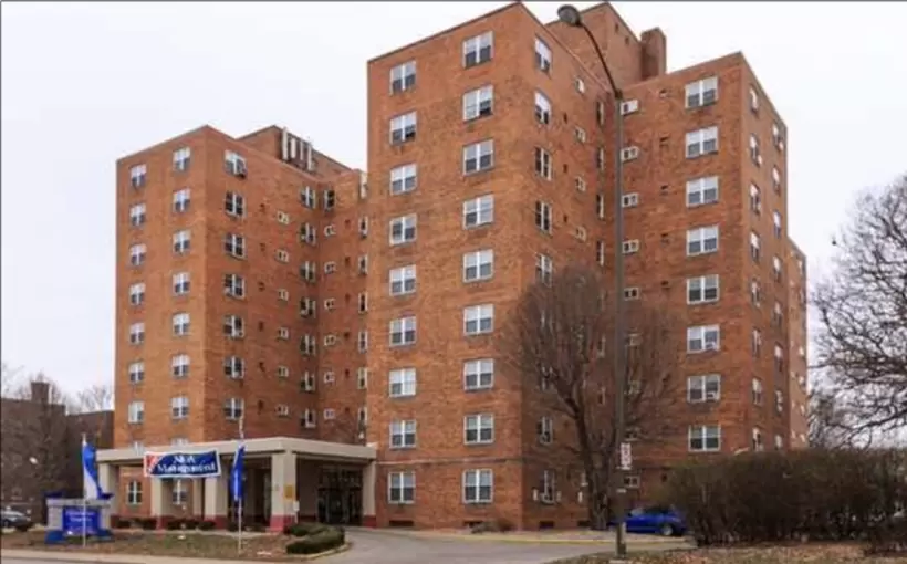 Meridian Towers apartments in Indianapolis