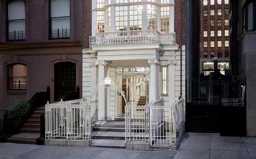 Collectors Club Building 22 E. 35th St. Manhattan Stanford White design commercial townhouse