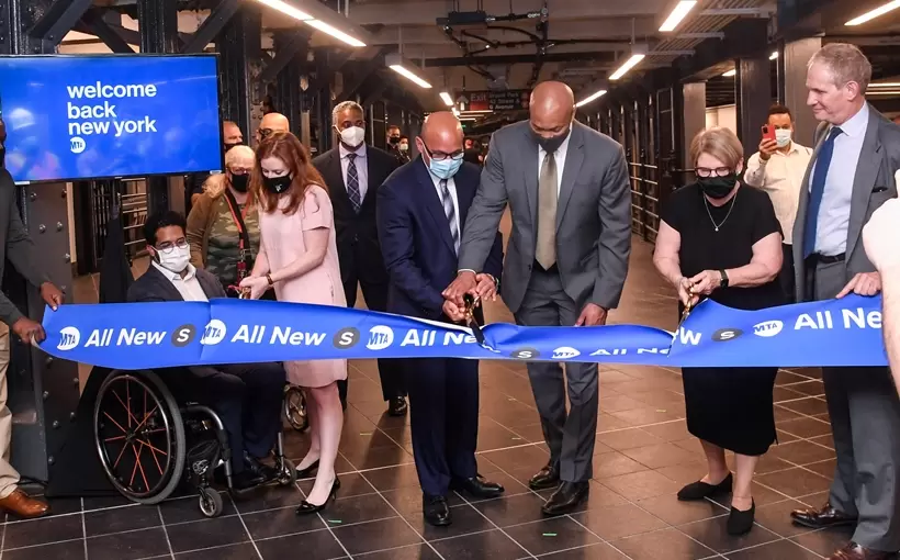 New 42 Street Shuttle MTA Ribbon cutting