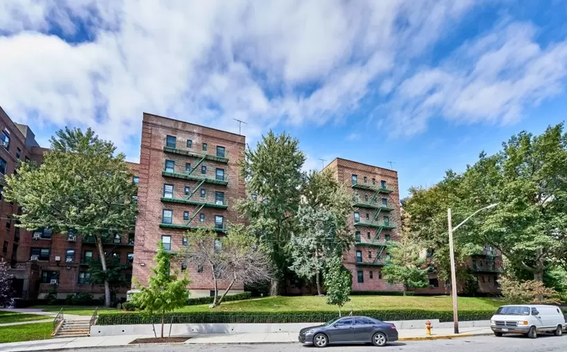 Riverdale Gardens apartments Riverdale, Bronx