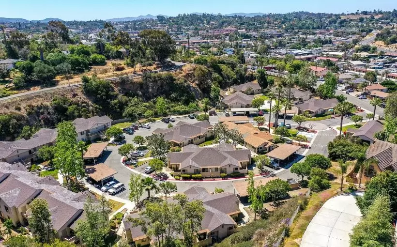 Sunset Cliffs Apartments Vista, CA