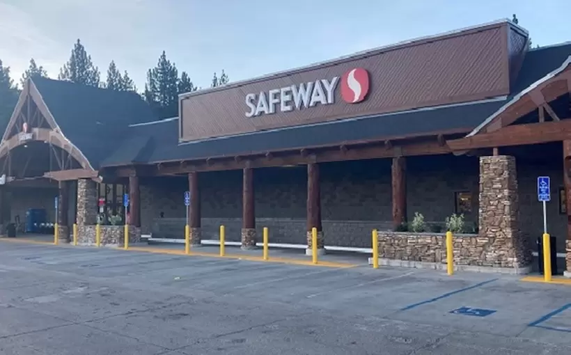 Safeway storefront