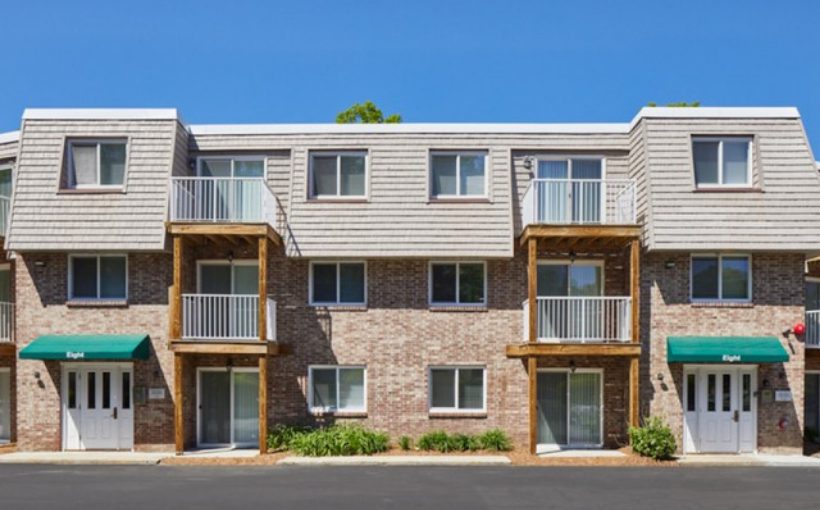Chestnut Place apartments in Ashland, MA
