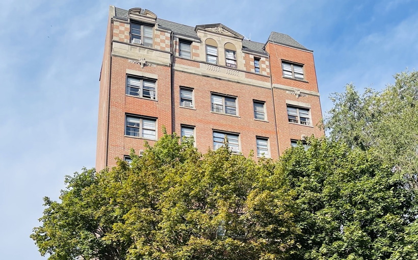 6026 N Winthrop Avenue Chicago apartments