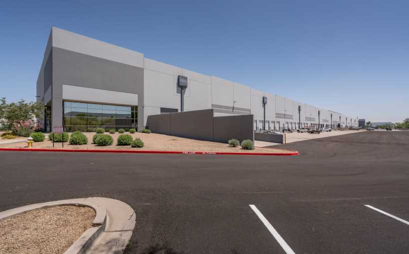 Papago Distribution Center CenterSquare/CapRock