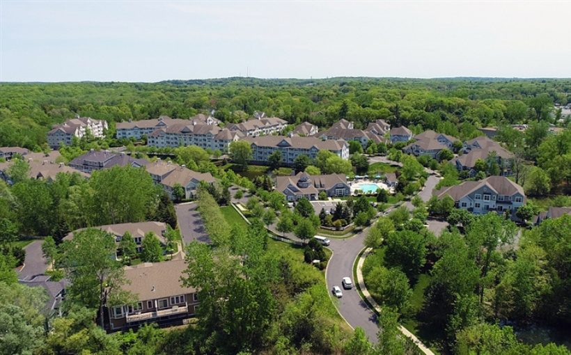Seven Springs apartments in Burlington, MA