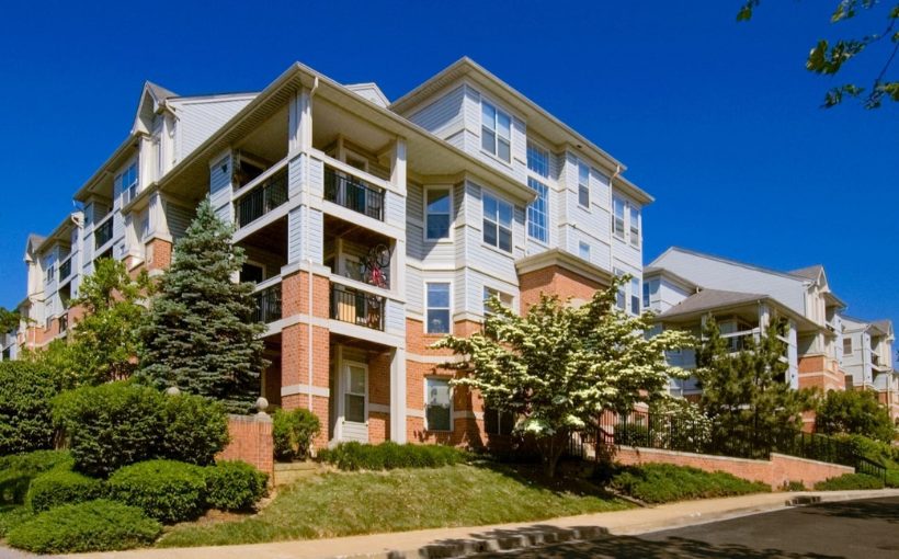 Columbia Crossing apartments in Arlington, VA