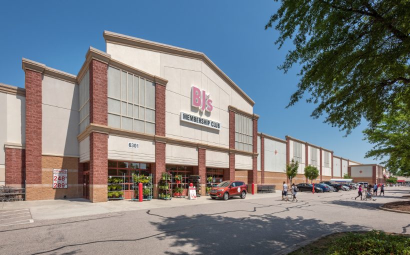 Plantation Point Shopping Center in Raleigh, NC