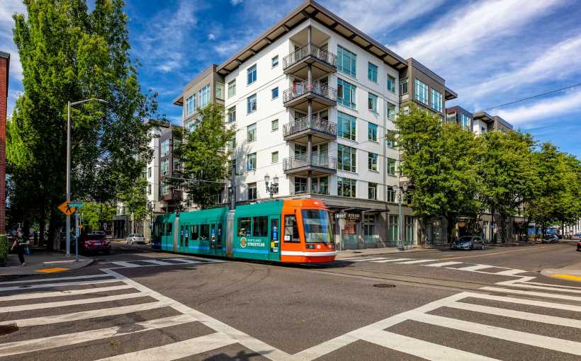 RISE Properties Trust recently purchased 10th @ Hoyt Apartments