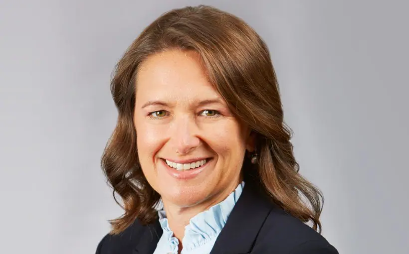 Headshot of Karen Watsic