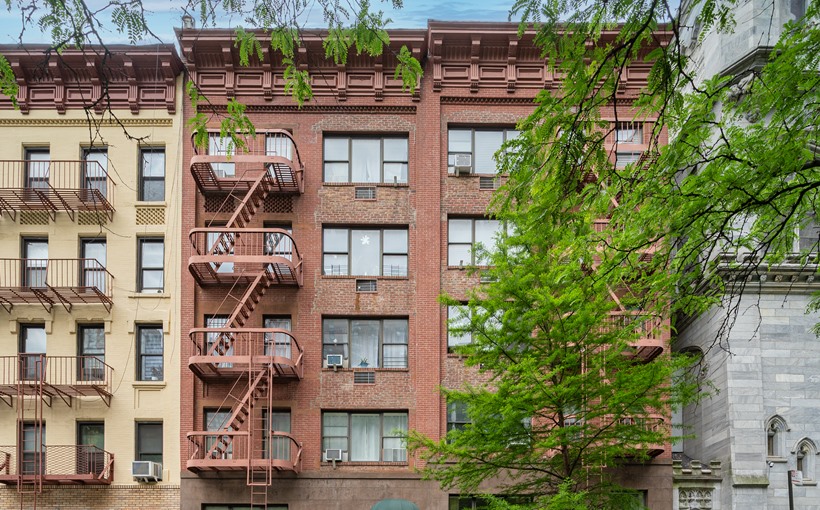 Cushman & Wakefield arranged the $14.9-million sale of 240 E. 90th St, a multifamily building on Manhattan’s Upper East Side