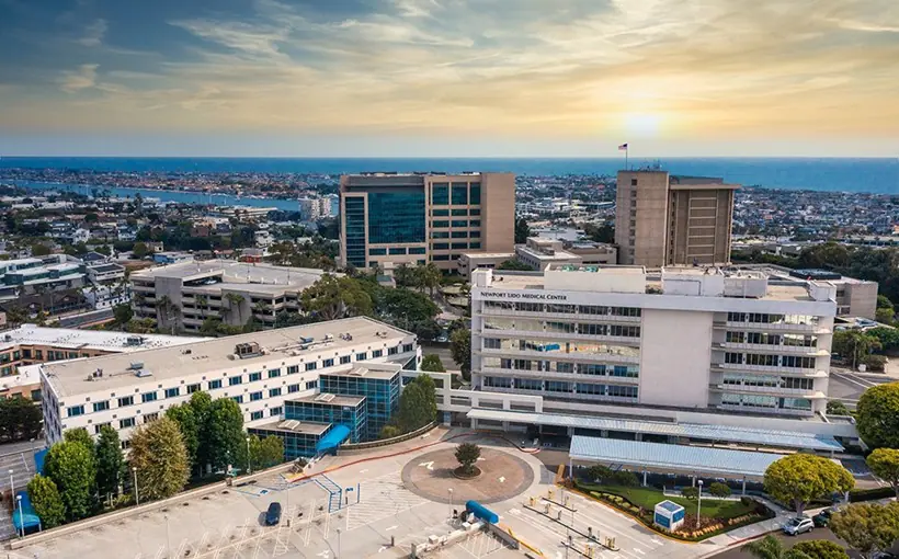 JLL arranged the sale of Newport Lido Medical Center, a 146,510-square-foot, two-building medical office complex in Newport Beach