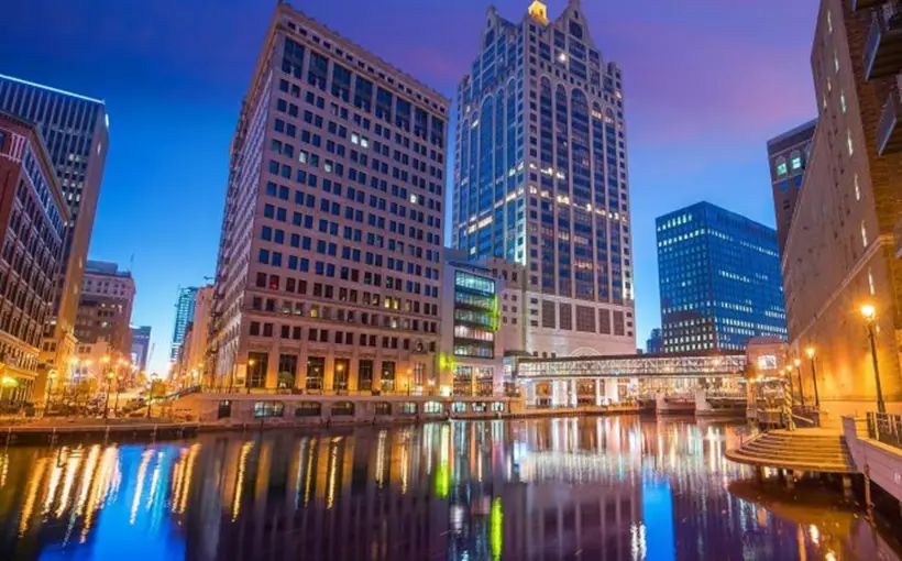 Milwaukee’s 3L Real Estate to Convert Riverside Offices into Apartments
