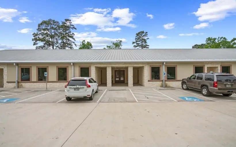Connect-Conroe-Retail-Lease-TX