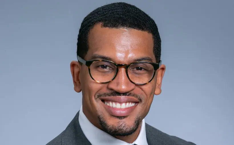 Headshot of Kyle Smith