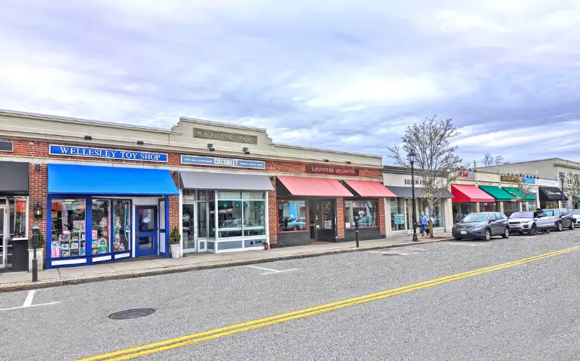 SVN | Parsons Commercial Group | Boston has completed the sale of a mixed-use portfolio in Wellesley, MA for $12.3 million.