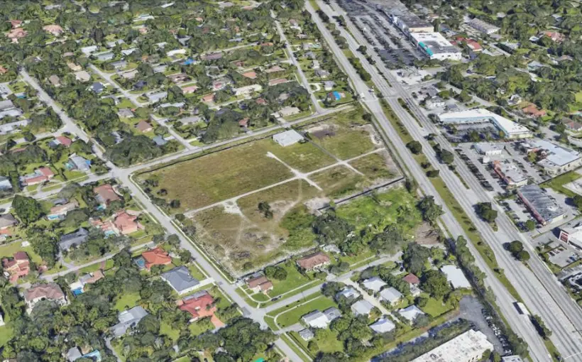 Sabal Development and 8290 Partners have sold a 10.17-acre parcel in Miami for $24.5 million to Lennar Homes.